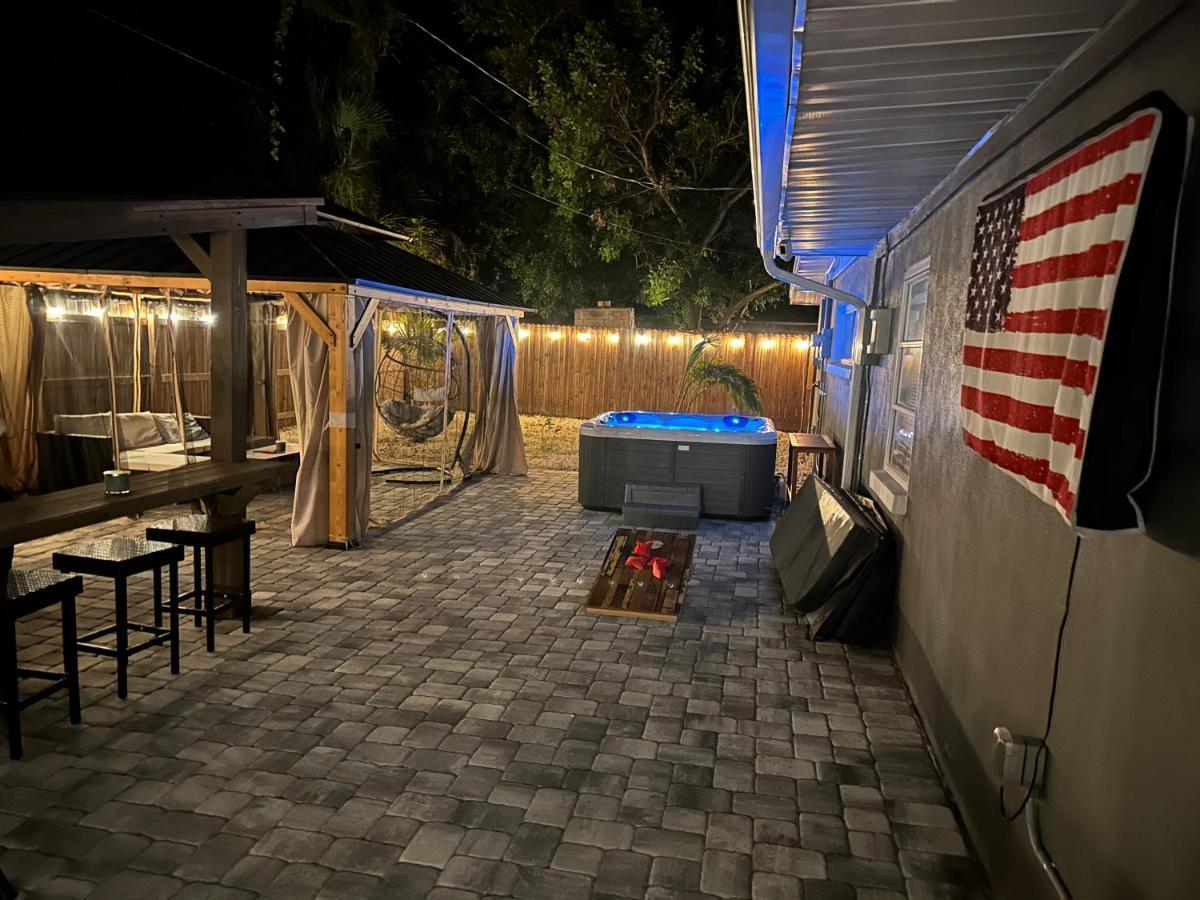 Casa vacanze Ami, Img, Dogsitting, Boats, Snorkeling, Fishing, Beach, Bikes, Golf, Hottub, Bbq, Srq Bradenton